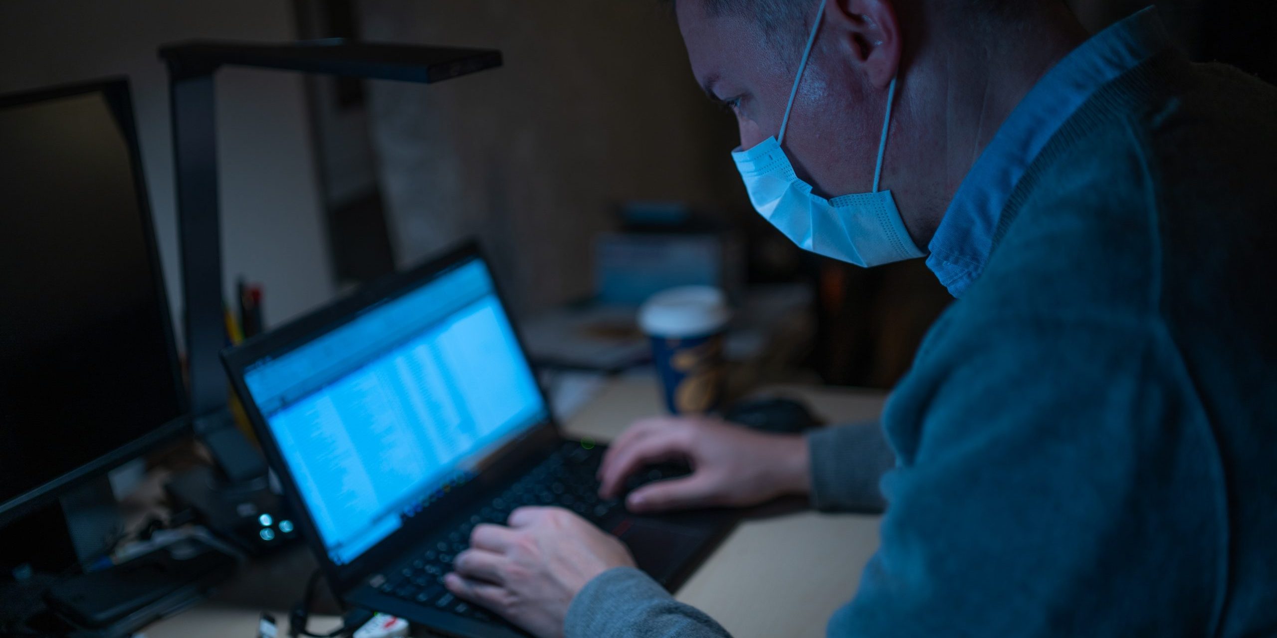 dimitri-karastelev-V652ybYYY-k-unsplash